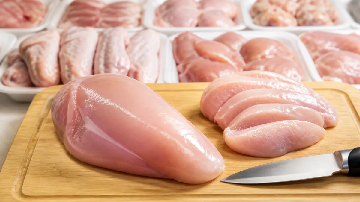 鶏肉の安い部位はなぜ安い？卸売価格が語る需要のズレの解説画像