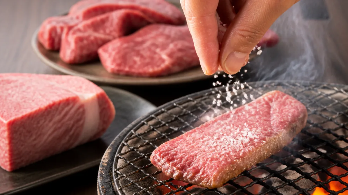 焼肉の下味は「味つけ」じゃない｜最初に塩を振る3つの理由の解説画像
