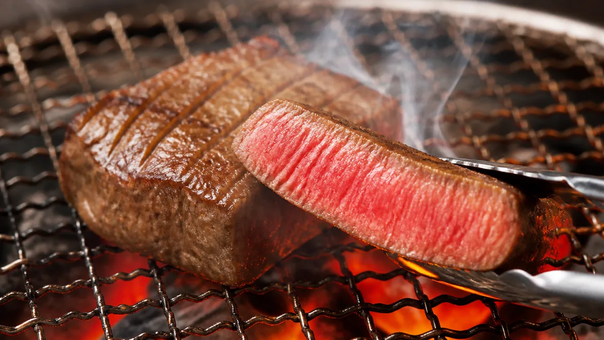硬くなる境界線は65℃｜温度で肉が変わる仕組みの解説画像